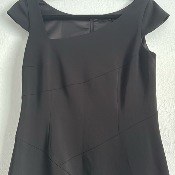 Little black dress - Picture 2 of 3